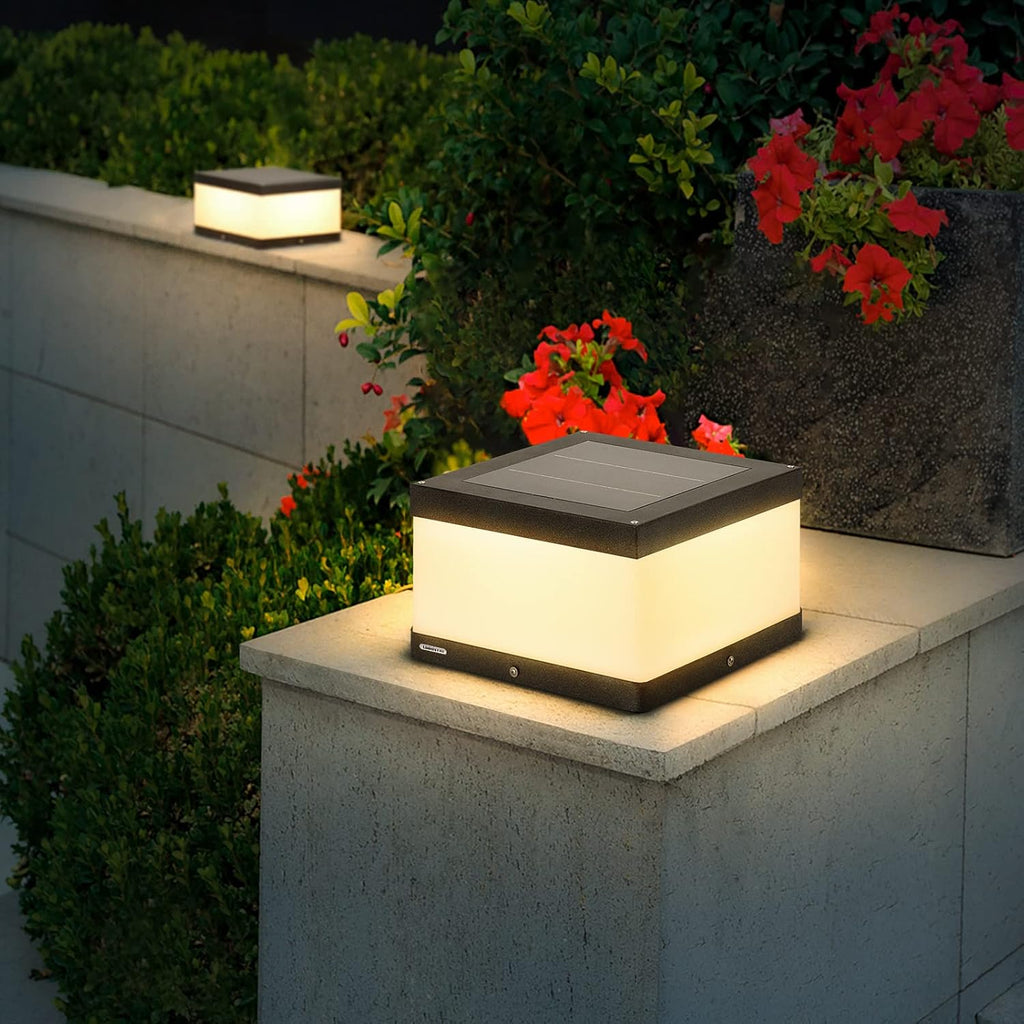 Outdoor Solar Post Cap Light with Waterproof IP54 J4586